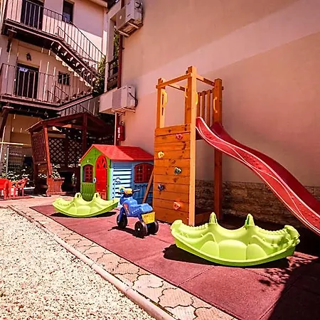 Complex Lorena Hotel Mamaia
