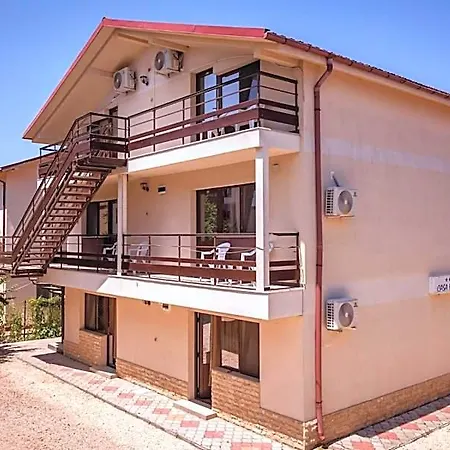 Complex Lorena Mamaia