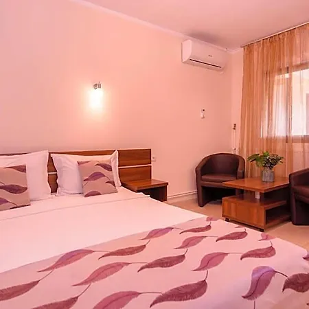 Complex Lorena 3* Mamaia