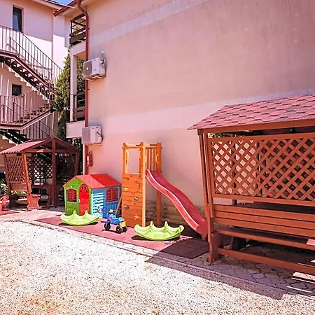 Complex Lorena 3* Mamaia
